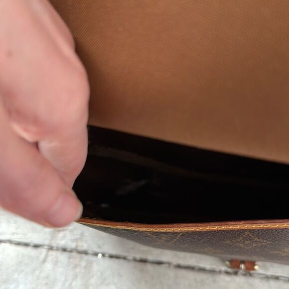 Vintage Louis Vuitton Double Flap Crossbody Bag - Picture 9 of 12